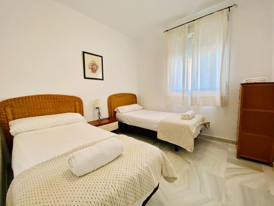 Villa Palacio Playa Y Piscina Grupo Ac Gestion 加的斯 外观 照片